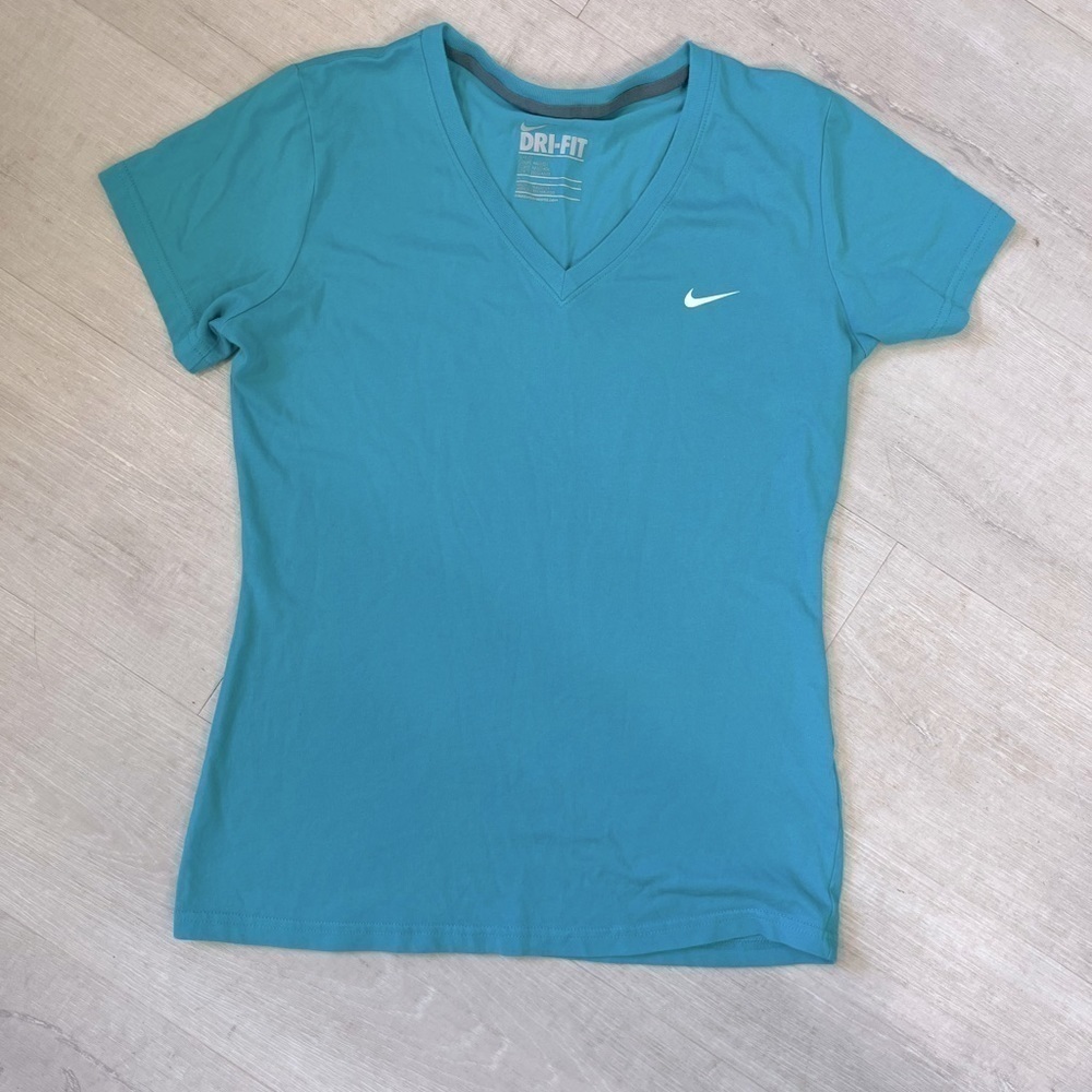 Nike Dri-Fit Slim Fit Shirt